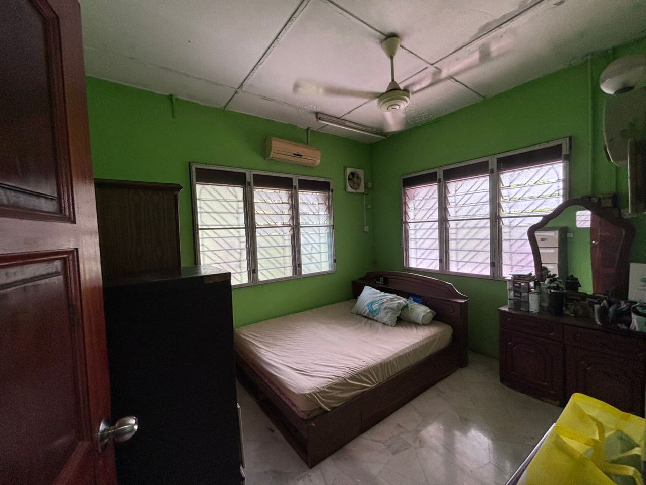 Single Storey Corner